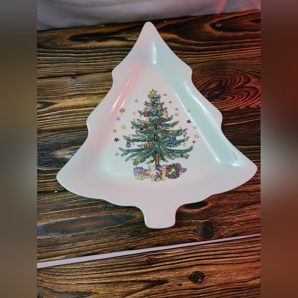 Nikko Japan Holiday Tree Ceramic Christmas Platter 10 Inch Festive Candy Dish